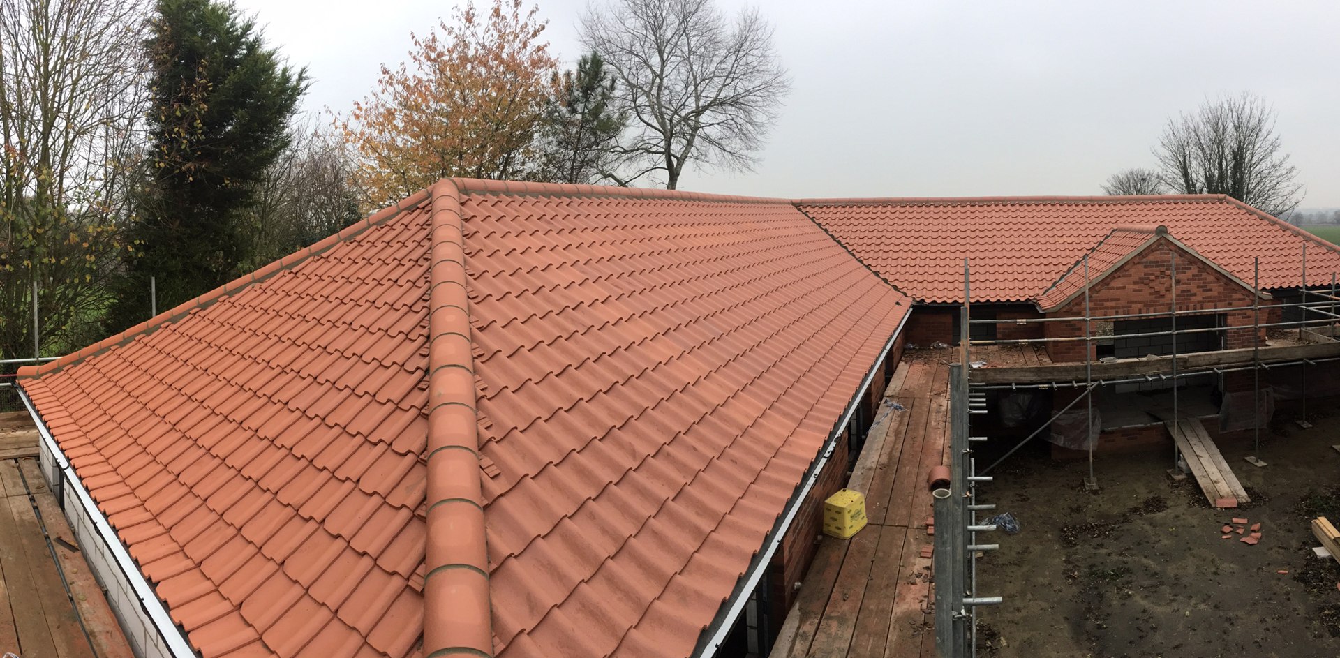 New roof with clay pantiles