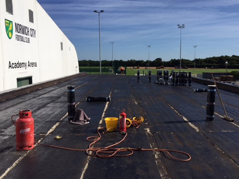 New flat roof, Norwich City Academy